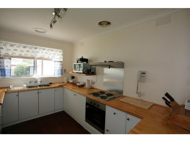 22 Herbert Avenue, Hoppers Crossing VIC 3029