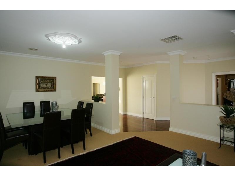 41 Caradon Drive, Truganina VIC 3029