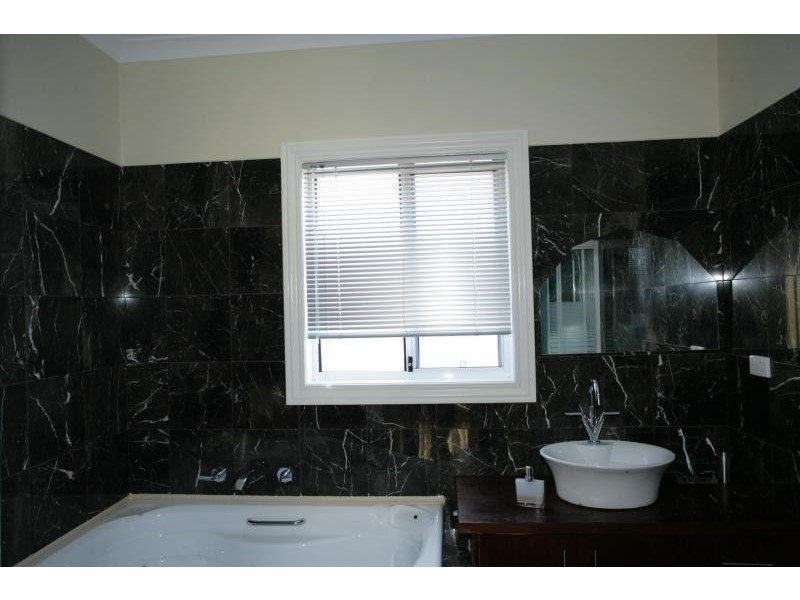 41 Caradon Drive, Truganina VIC 3029