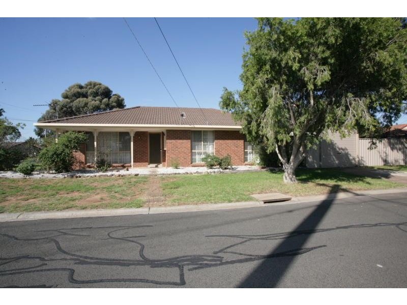 6 Wallara Road, Werribee VIC 3030