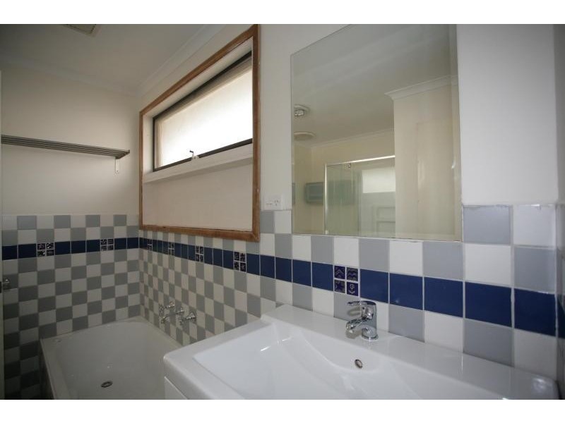 49 Mossfiel Drive, Hoppers Crossing VIC 3029