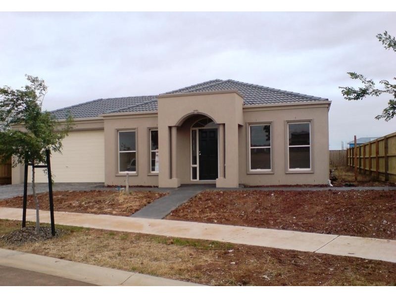 7 Bradley Grove, Tarneit VIC 3029