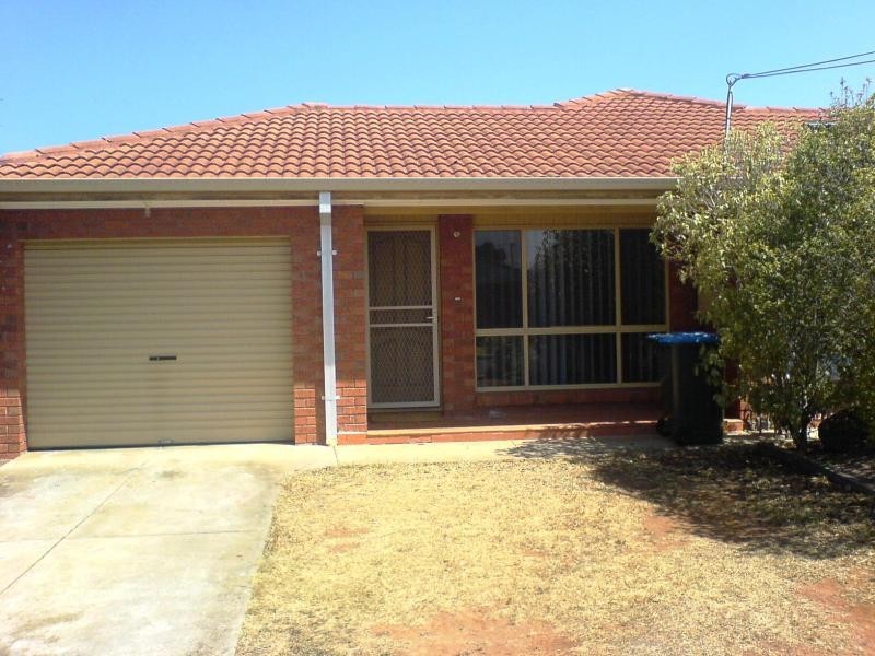 Unit 1/16 Cation Avenue, Hoppers Crossing VIC 3029