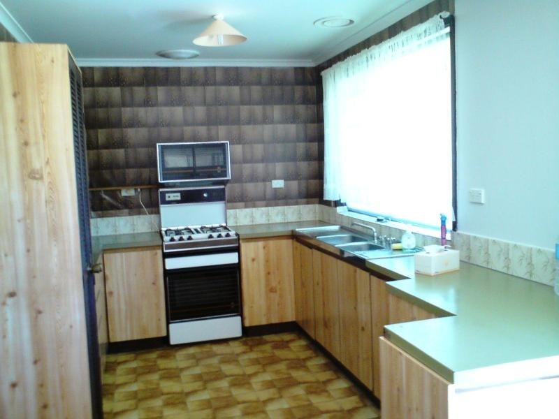 19 Somerset Close, Werribee VIC 3030