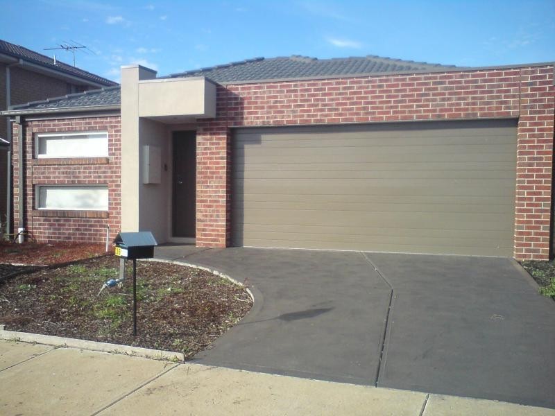 36 Misty Meadow Grove, Truganina VIC 3029