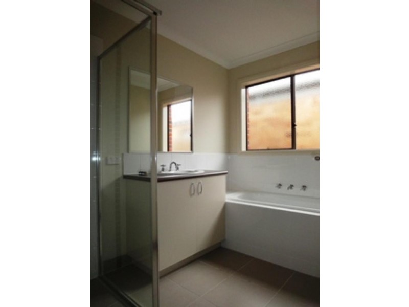 48 Bronson Circuit, Hoppers Crossing VIC 3029