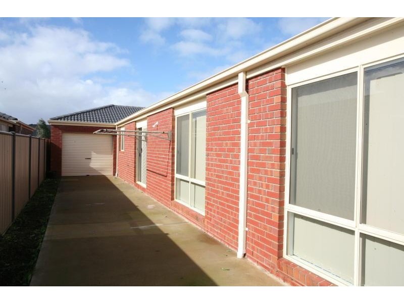 7 Hollows Circuit, Tarneit VIC 3029
