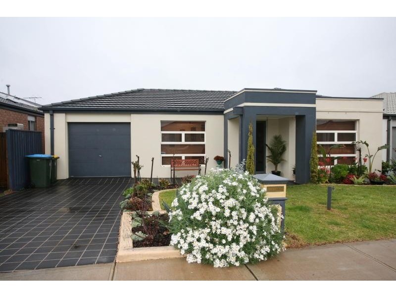 6 Hamish Drive, Tarneit VIC 3029