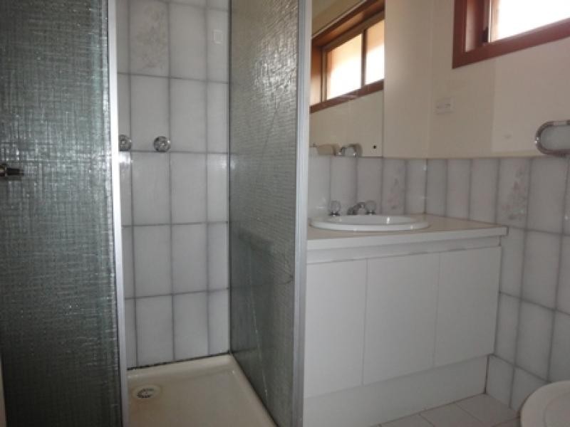 12 Tolmie Avenue, Werribee VIC 3030