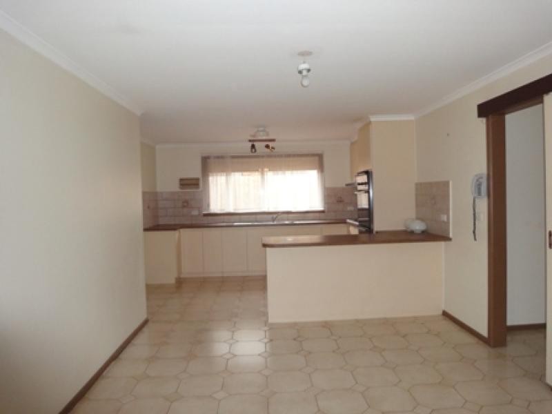 12 Tolmie Avenue, Werribee VIC 3030