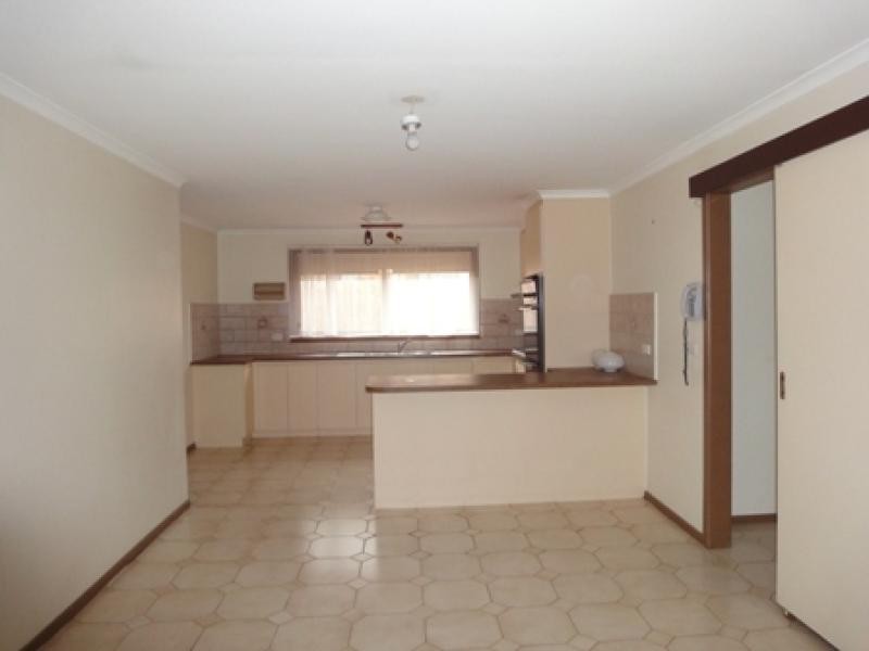 12 Tolmie Avenue, Werribee VIC 3030