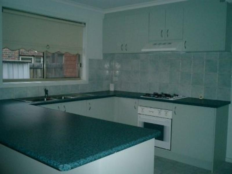 48 Grevillea Crescent, Hoppers Crossing VIC 3029