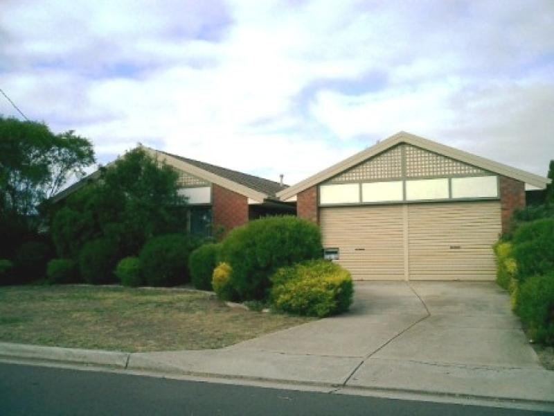 20 Kathleen Crescent, Hoppers Crossing VIC 3029