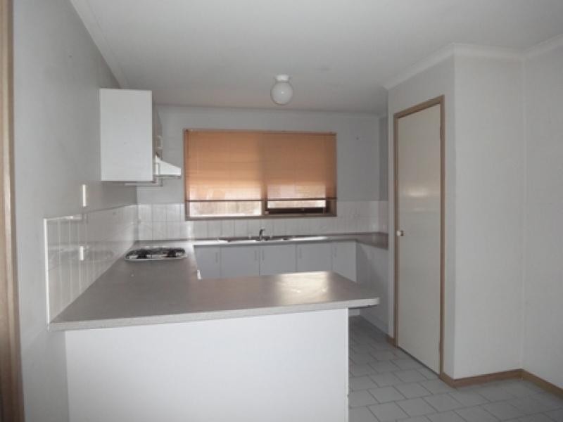 20 Kathleen Crescent, Hoppers Crossing VIC 3029