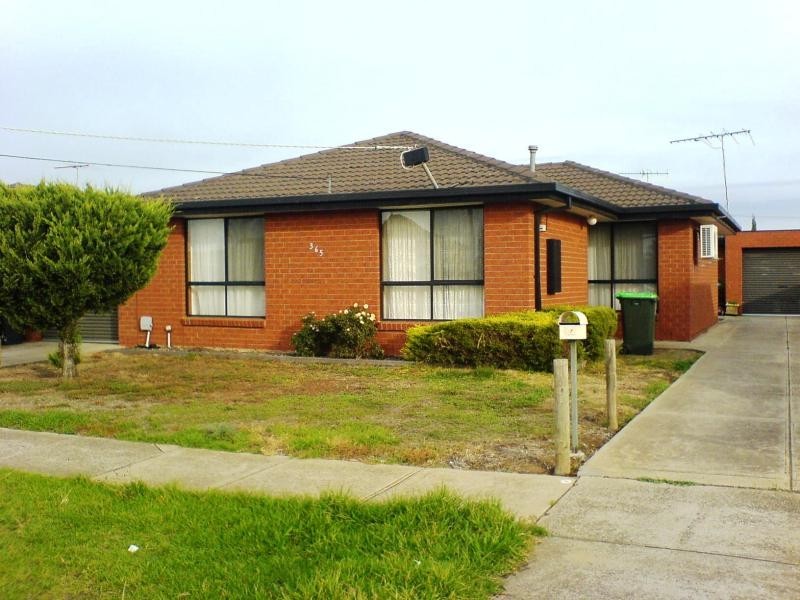 Unit 1/365 Heaths Road, Werribee VIC 3030