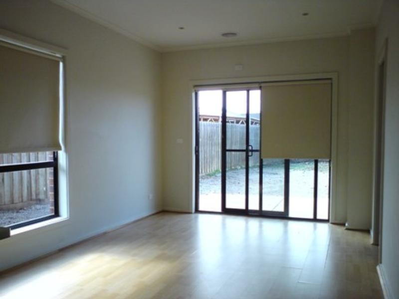 Unit 1/5 Halladale Avenue, Wyndham Vale VIC 3024