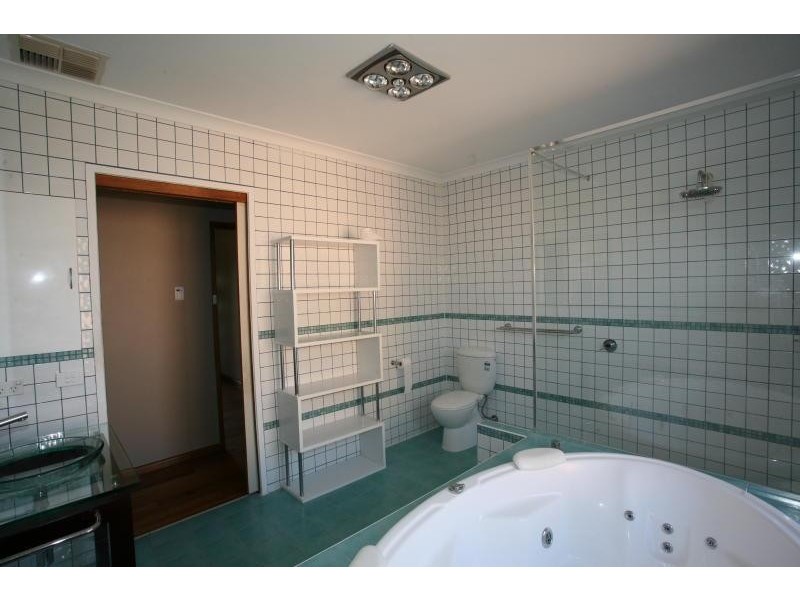 160 Shaws Road, Werribee VIC 3030