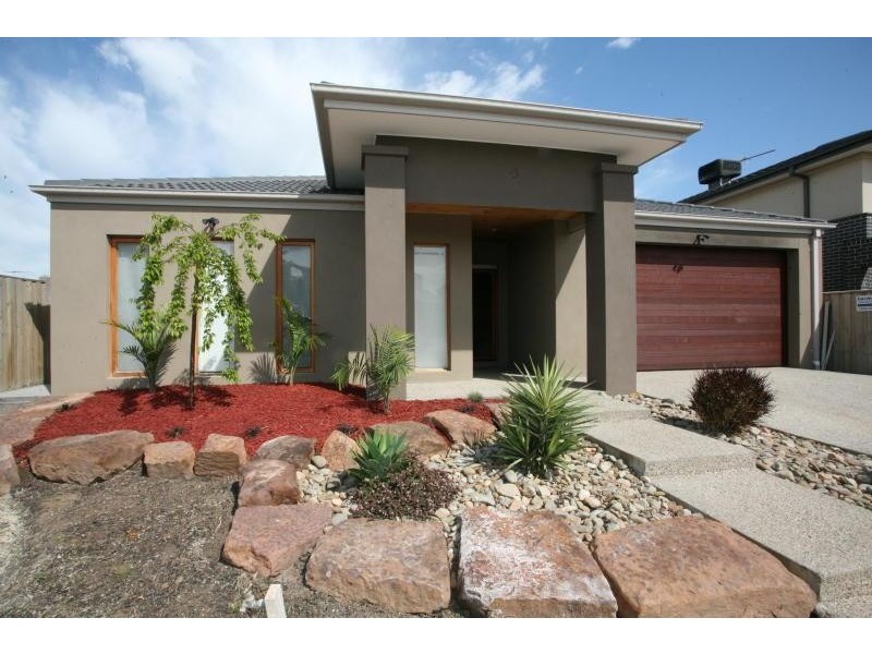 3 Fantail Crescent, Williams Landing VIC 3027