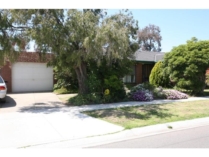 4 Branton Road, Hoppers Crossing VIC 3029