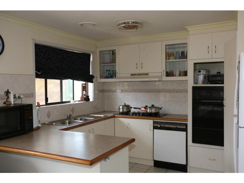 4 Branton Road, Hoppers Crossing VIC 3029