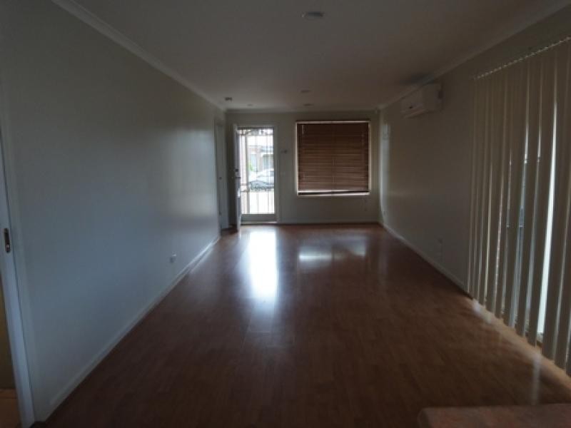 32 Kasem Drive, Werribee VIC 3030