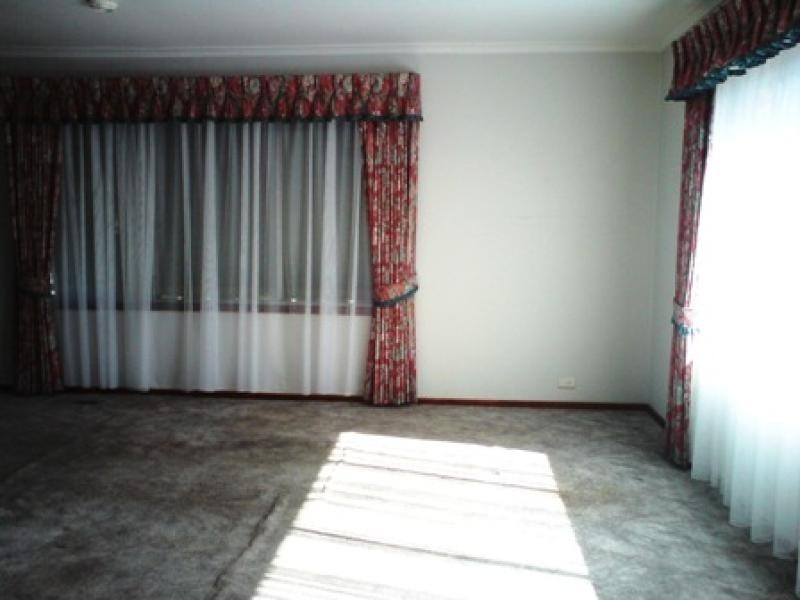 49 Baden Drive, Hoppers Crossing VIC 3029