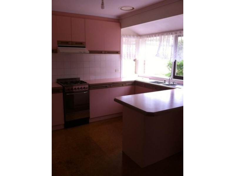 10 Illawong Grove, Werribee VIC 3030