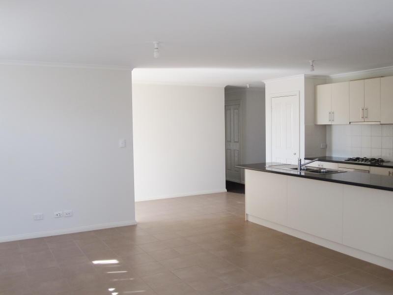 Unit 1/8 Gallop Court, Truganina VIC 3029