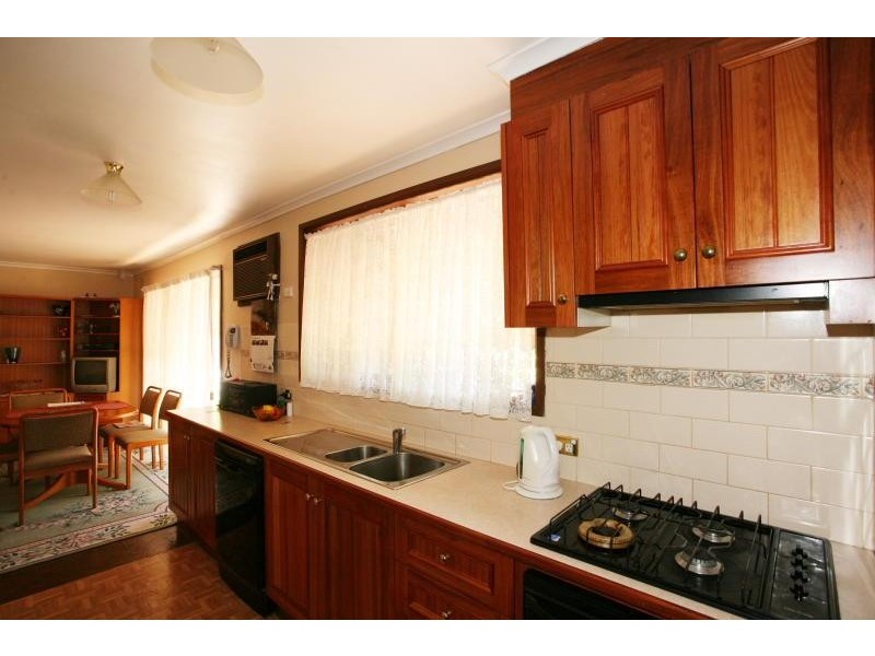 9 Fairway Avenue, Hoppers Crossing VIC 3029