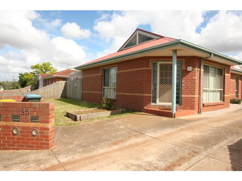 Unit 1/86 Hogans Road, Hoppers Crossing VIC 3029