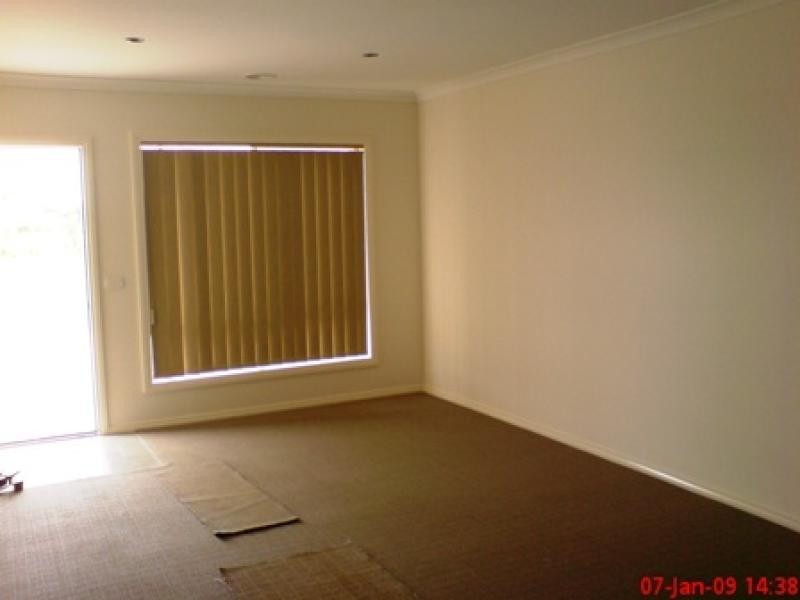 Unit 2/88 Conquest Drive, Werribee VIC 3030