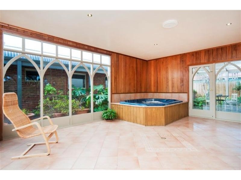 2 De Garis Place, Werribee VIC 3030