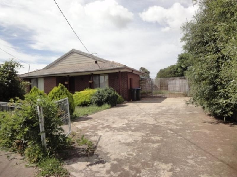 14 Intervale Drive, Wyndham Vale VIC 3024