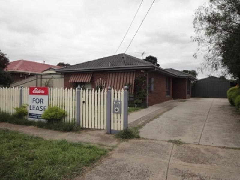27 Illawong Grove, Werribee VIC 3030
