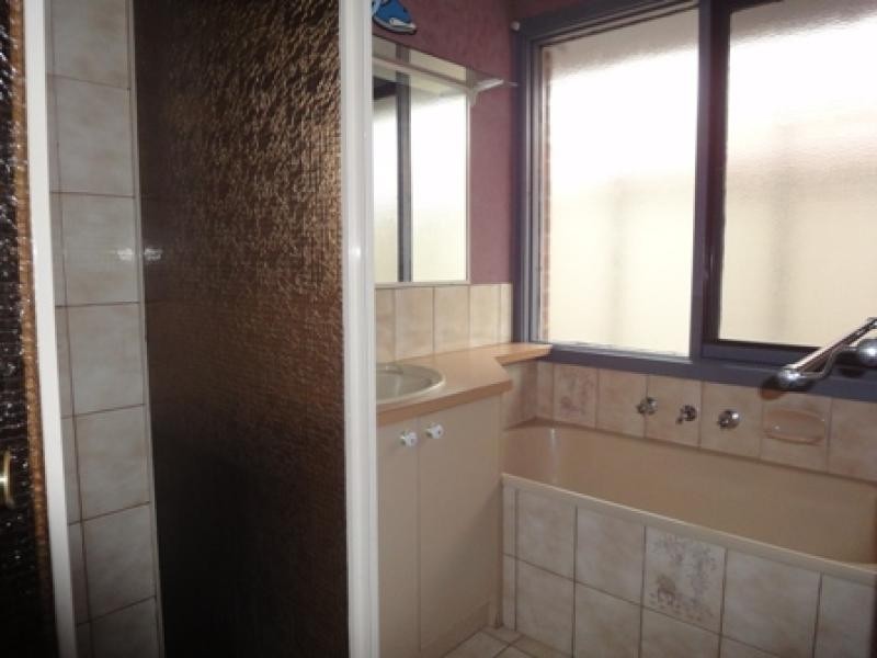 27 Illawong Grove, Werribee VIC 3030