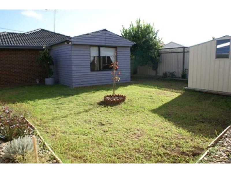 27 Illawong Grove, Werribee VIC 3030