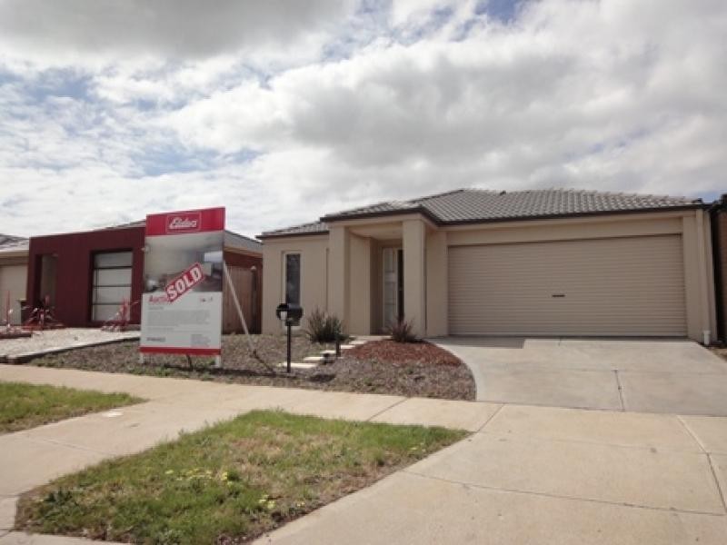 25 Emperor Parade, Tarneit VIC 3029