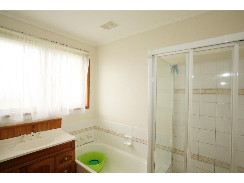 1 Victor Court, Hoppers Crossing VIC 3029