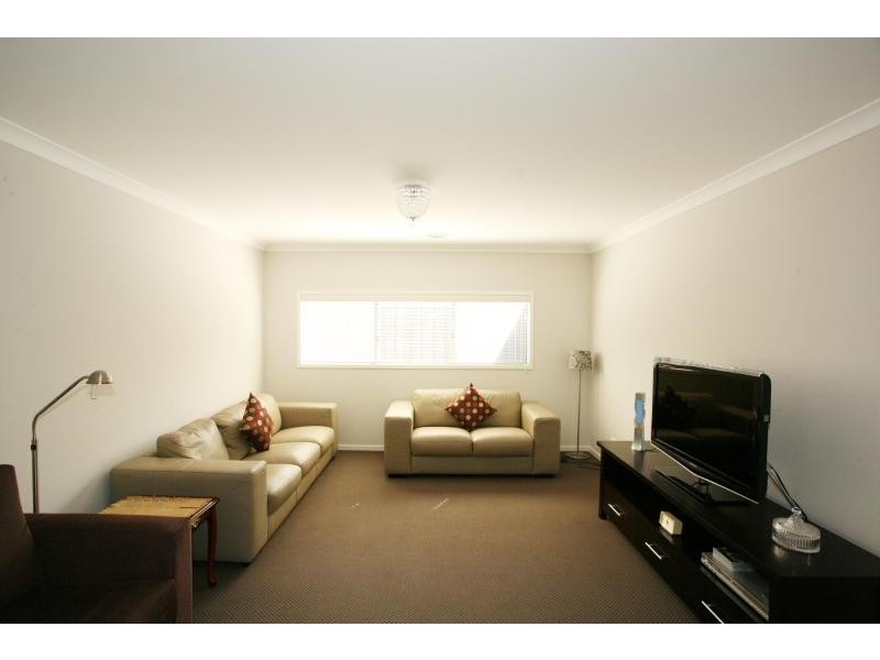 32 Kinglake Drive, Wyndham Vale VIC 3024