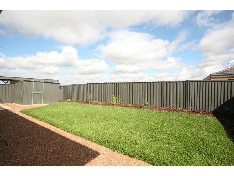 32 Kinglake Drive, Wyndham Vale VIC 3024