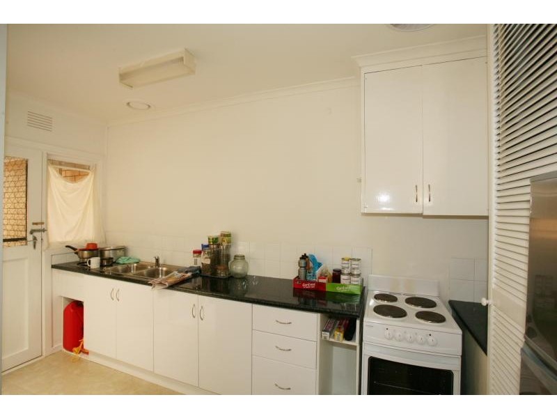2/1 Smeaton Avenue, Hoppers Crossing VIC 3029