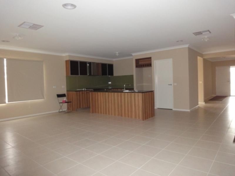 25 Barmera Way, Truganina VIC 3029