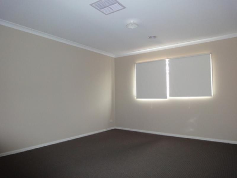 25 Barmera Way, Truganina VIC 3029