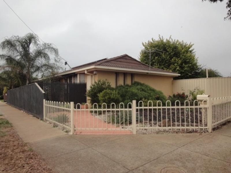 6 Maplehurst Avenue, Hoppers Crossing VIC 3029