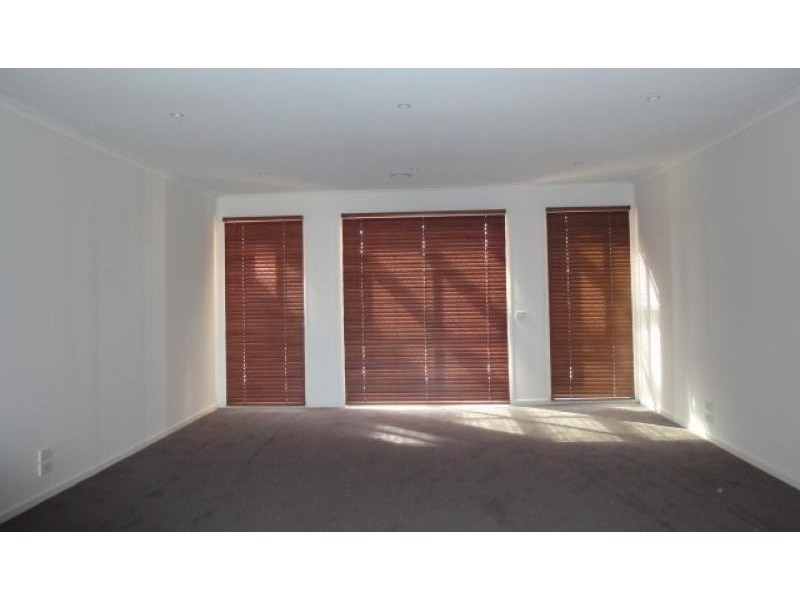 2 Sahara Way, Truganina VIC 3029