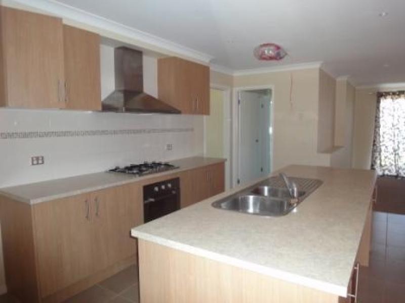 14 Hoddle Link, Wyndham Vale VIC 3024