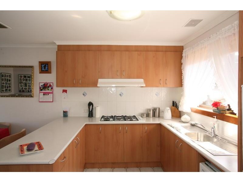 11 Lantana Avenue, Hoppers Crossing VIC 3029