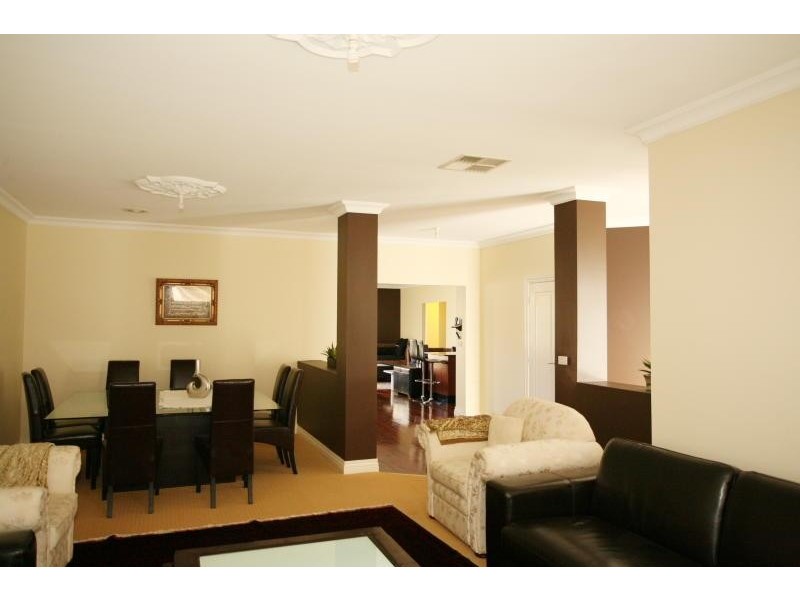 41 Caradon Drive, Truganina VIC 3029