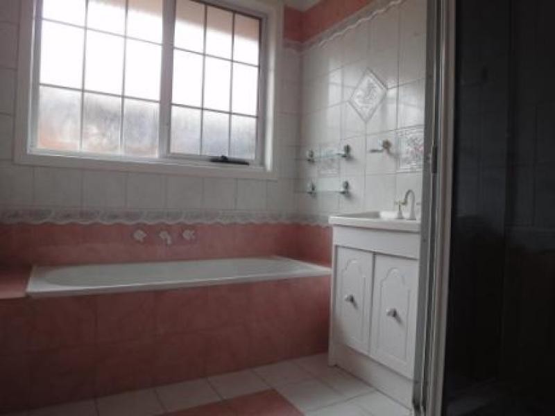 12 Vernon Court, Hoppers Crossing VIC 3029