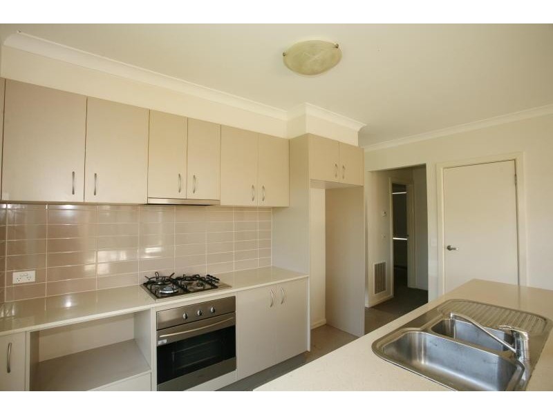 30 Loretta Boulevard, Tarneit VIC 3029